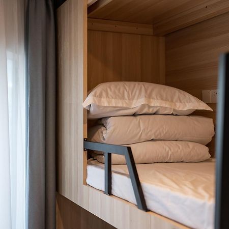 Hidden Garden International Youth Hostel -Near Oriental Pearl &Lujiazui -Garden Social Area -Bar -Cafe -Free Laundry Luggage Storage -24H Front Desk -English Service Shanghaj Zewnętrze zdjęcie