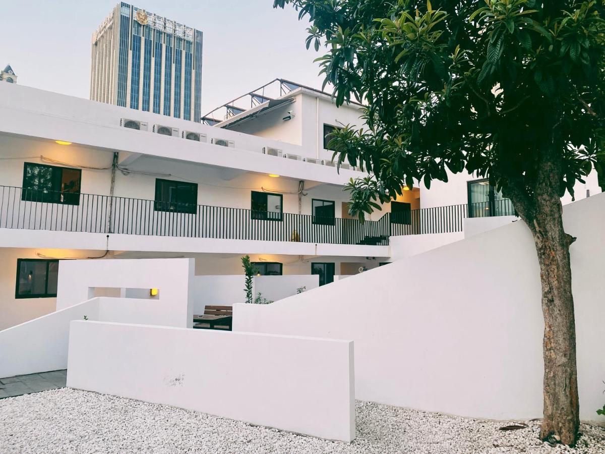 Hidden Garden International Youth Hostel -Near Oriental Pearl &Lujiazui -Garden Social Area -Bar -Cafe -Free Laundry Luggage Storage -24H Front Desk -English Service Shanghaj Zewnętrze zdjęcie