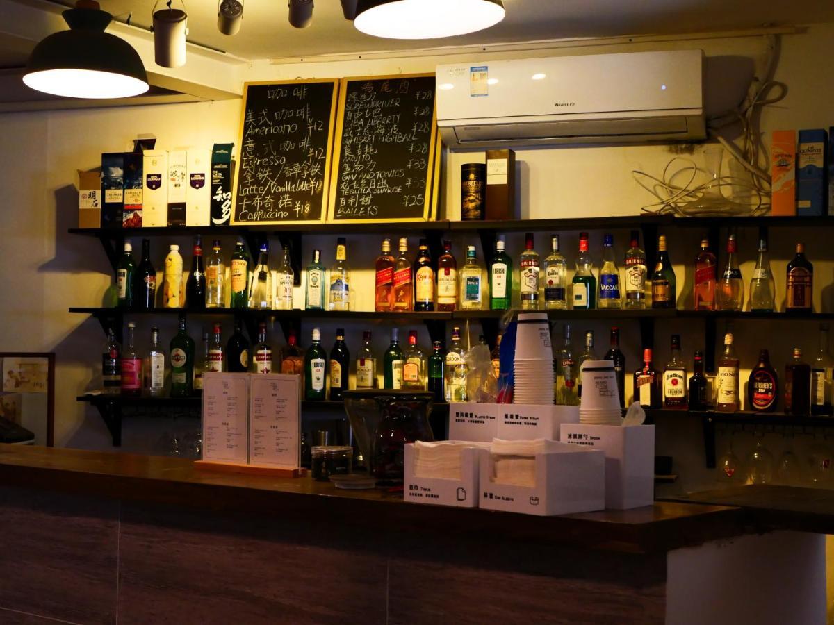 Hidden Garden International Youth Hostel -Near Oriental Pearl &Lujiazui -Garden Social Area -Bar -Cafe -Free Laundry Luggage Storage -24H Front Desk -English Service Shanghaj Zewnętrze zdjęcie