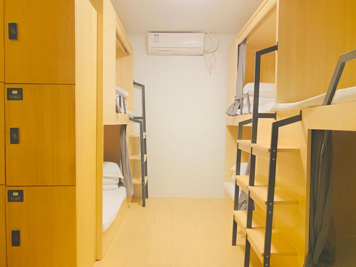 Hidden Garden International Youth Hostel -Near Oriental Pearl &Lujiazui -Garden Social Area -Bar -Cafe -Free Laundry Luggage Storage -24H Front Desk -English Service Shanghaj Zewnętrze zdjęcie