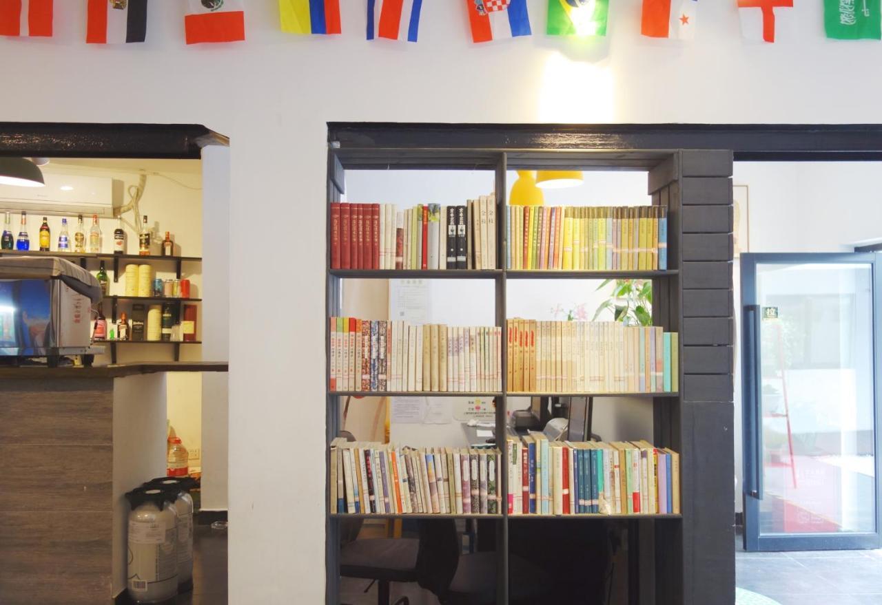 Hidden Garden International Youth Hostel -Near Oriental Pearl &Lujiazui -Garden Social Area -Bar -Cafe -Free Laundry Luggage Storage -24H Front Desk -English Service Shanghaj Zewnętrze zdjęcie
