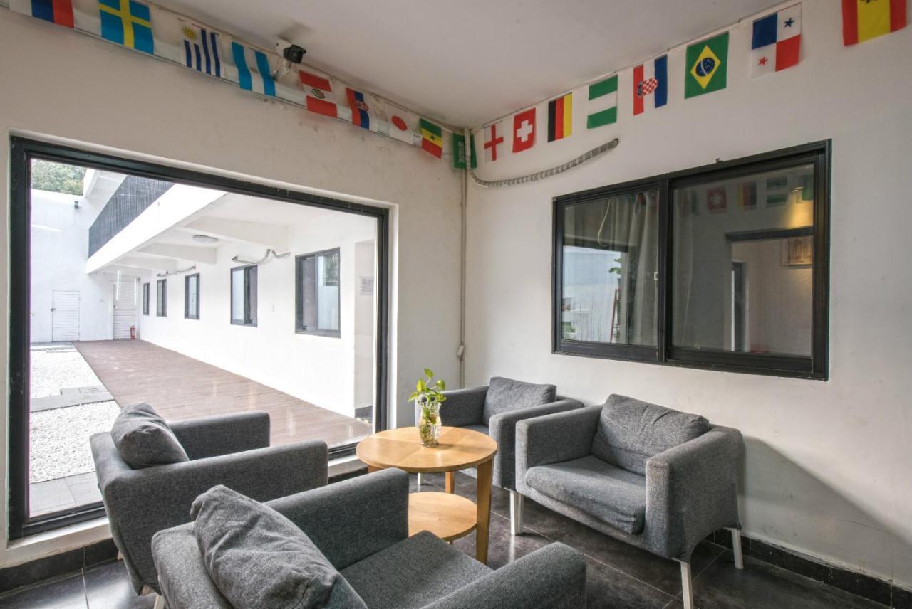 Hidden Garden International Youth Hostel -Near Oriental Pearl &Lujiazui -Garden Social Area -Bar -Cafe -Free Laundry Luggage Storage -24H Front Desk -English Service Shanghaj Zewnętrze zdjęcie