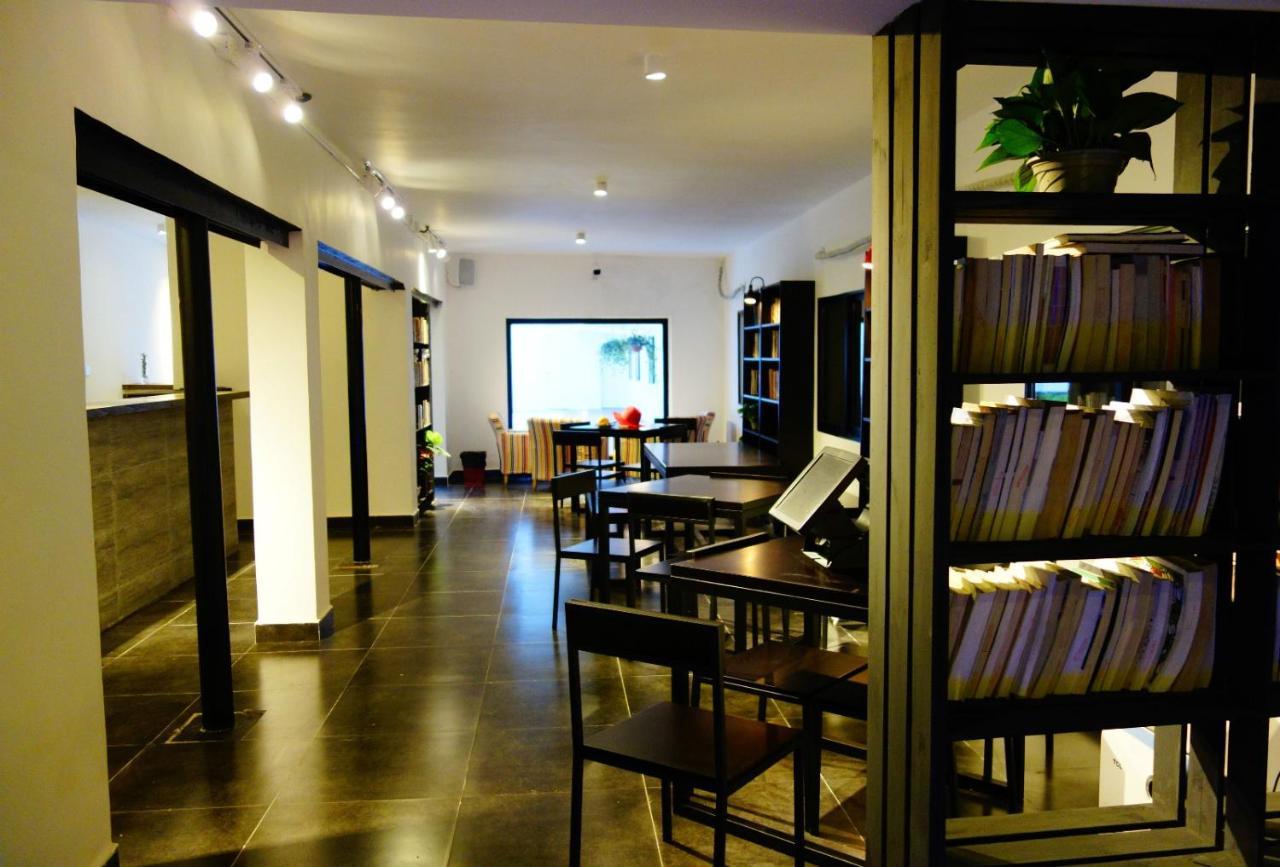 Hidden Garden International Youth Hostel -Near Oriental Pearl &Lujiazui -Garden Social Area -Bar -Cafe -Free Laundry Luggage Storage -24H Front Desk -English Service Shanghaj Zewnętrze zdjęcie